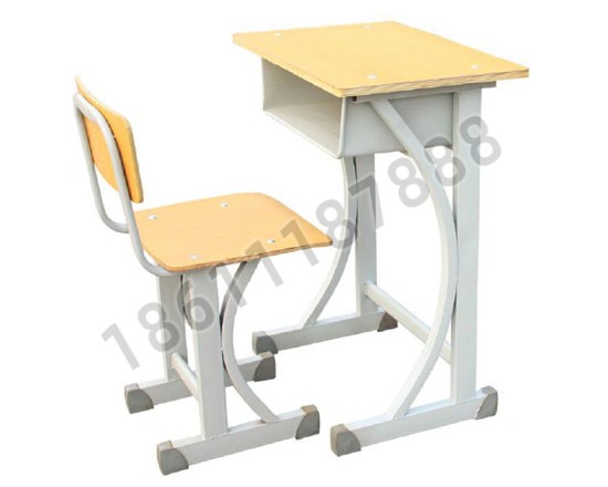 點(diǎn)擊查看商品:課桌椅