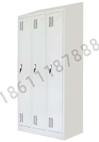 點(diǎn)擊查看商品:斜頂三門(mén)更衣柜